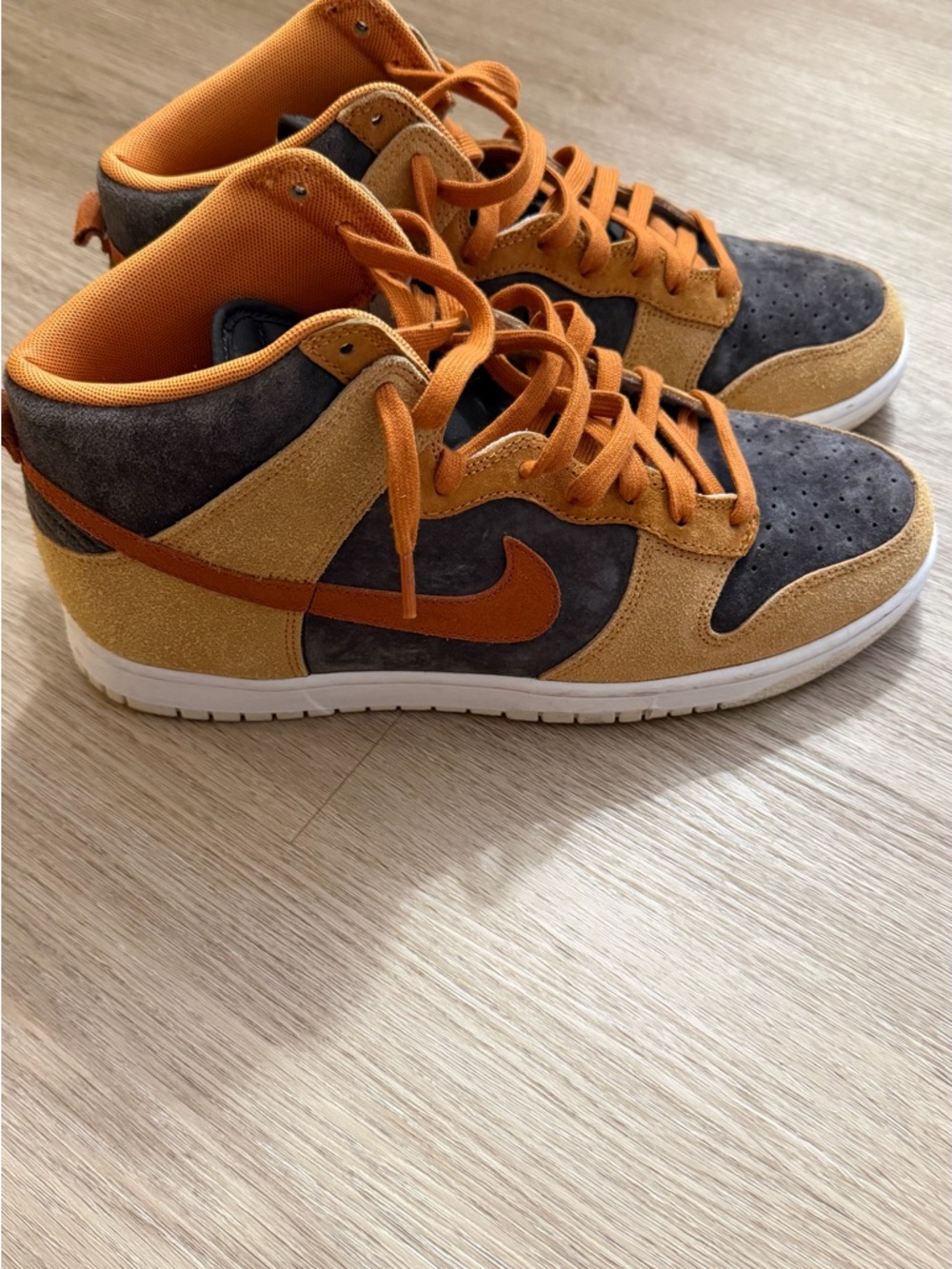 Nike Dunk High Premium Dark Curry